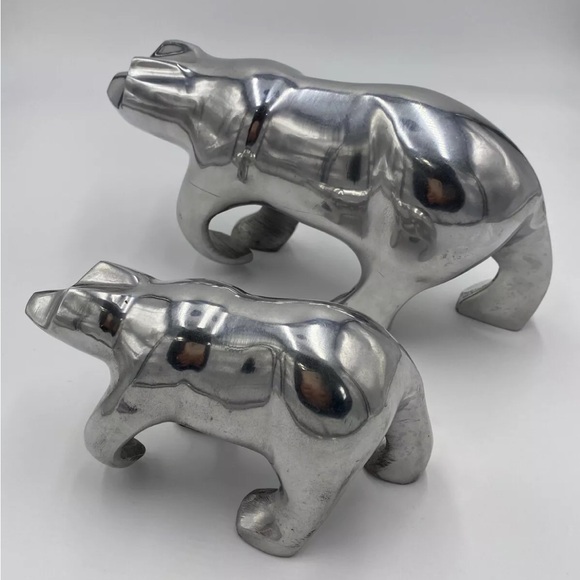 Polar Bear Figurines Chrome Metal Mama Baby Bear Holiday Winter Decor Set of 2 - Picture 6 of 11